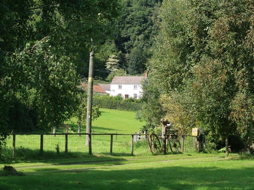 The Piggery Villa Woolaston Buitenkant foto